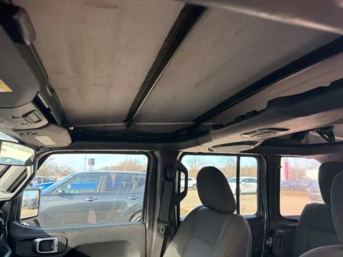 More photos of 2018 Jeep Wrangler Unlimited Sport at Zeigler Kia of Holland, MI