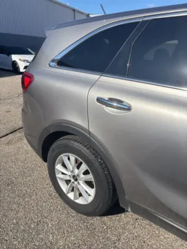 More photos of 2019 Kia Sorento LX at Zeigler Kia of Holland, MI