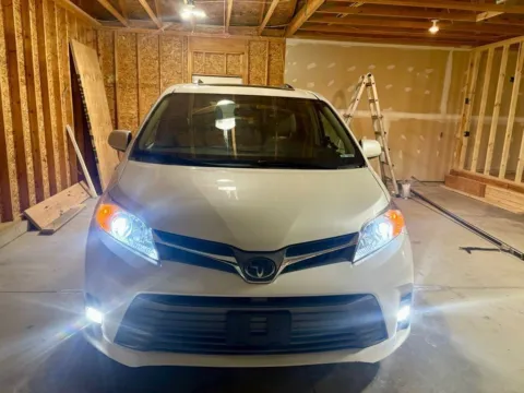 Another view of 2018 Toyota Sienna for sale in Holland, MI at Zeigler Kia of Holland