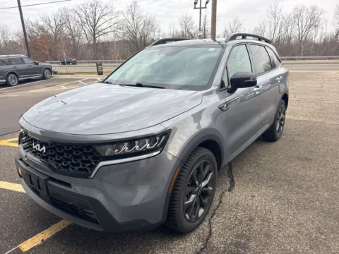 Silver 2023 Kia Sorento X-Line EX for sale in Holland, MI