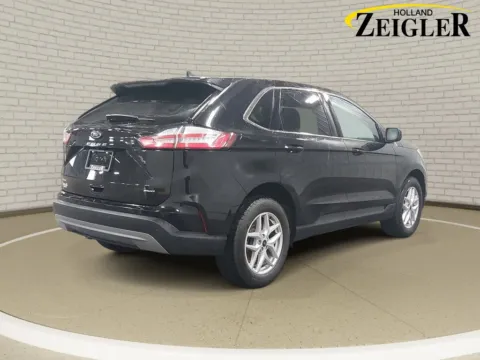 More photos of 2023 Ford Edge SEL at Zeigler Kia of Holland, MI