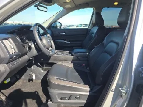 Photos of 2024 Nissan Pathfinder SL for sale in Holland, MI at Zeigler Kia of Holland