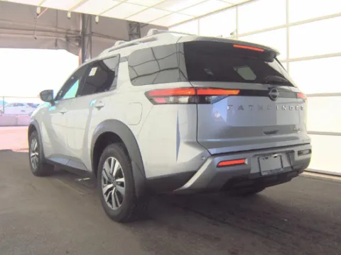 Another view of 2024 Nissan Pathfinder SL for sale in Holland, MI at Zeigler Kia of Holland