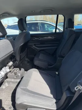 More photos of 2023 Jeep Grand Cherokee L Laredo at Zeigler Kia of Holland, MI