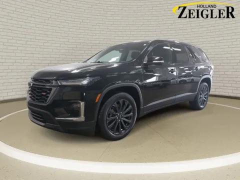 Black 2023 Chevrolet Traverse RS for sale in Holland, MI