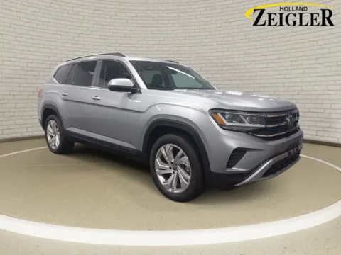 Another view of 2022 Volkswagen Atlas 3.6L V6 SE w/Technology for sale in Holland, MI at Zeigler Kia of Holland