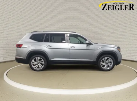 More photos of 2022 Volkswagen Atlas 3.6L V6 SE w/Technology at Zeigler Kia of Holland, MI