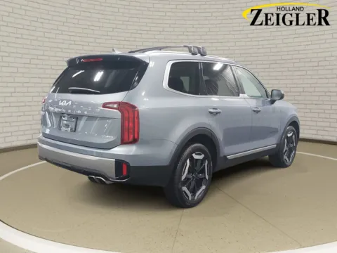 More photos of 2025 Kia Telluride S at Zeigler Kia of Holland, MI