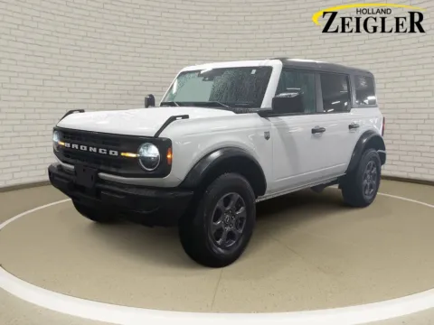 White 2025 Ford Bronco Big Bend for sale in Holland, MI