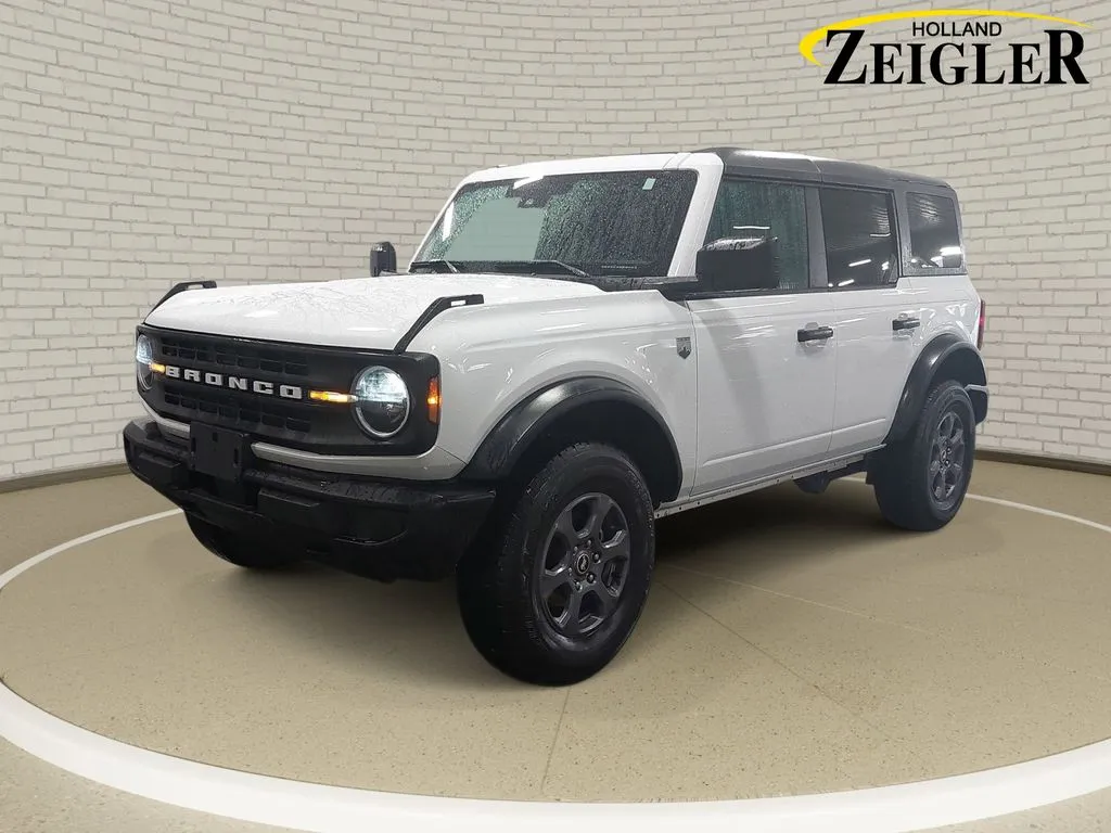 White 2025 Ford Bronco Big Bend for sale in Holland, MI