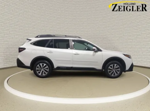 More photos of 2022 Subaru Outback Premium at Zeigler Kia of Holland, MI