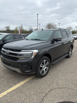 Gray 2024 Ford Expedition XLT for sale in Holland, MI