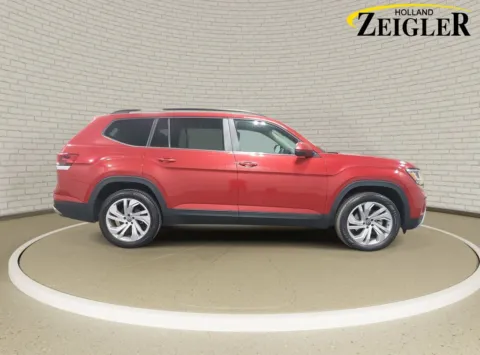 More photos of 2022 Volkswagen Atlas 3.6L V6 SE w/Technology at Zeigler Kia of Holland, MI