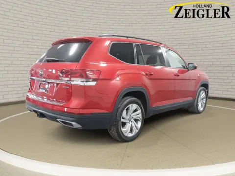 More photos of 2022 Volkswagen Atlas 3.6L V6 SE w/Technology at Zeigler Kia of Holland, MI
