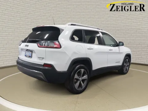 More photos of 2019 Jeep Cherokee Limited at Zeigler Kia of Holland, MI