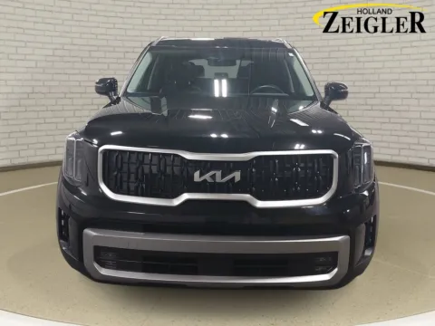 Photos of 2023 Kia Telluride EX for sale in Holland, MI at Zeigler Kia of Holland
