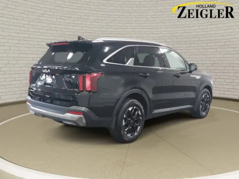 More photos of 2025 Kia Sorento S at Zeigler Kia of Holland, MI