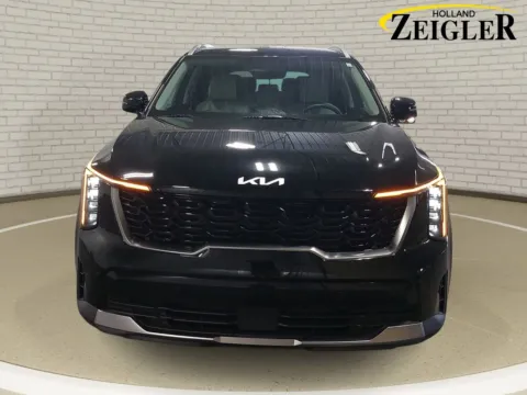 Another view of 2025 Kia Sorento S for sale in Holland, MI at Zeigler Kia of Holland