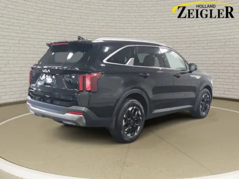 More photos of 2025 Kia Sorento S at Zeigler Kia of Holland, MI