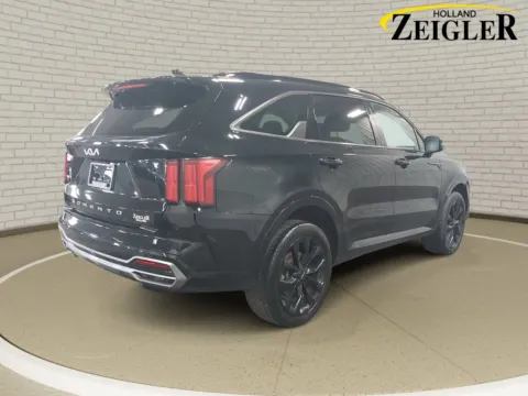 More photos of 2022 Kia Sorento SX at Zeigler Kia of Holland, MI