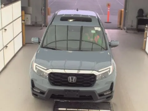 More photos of 2023 Honda Passport EX-L at Zeigler Kia of Holland, MI
