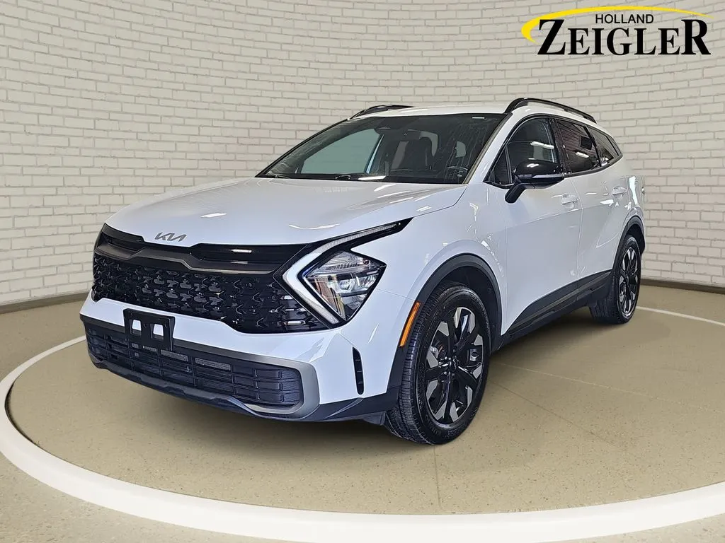 White 2023 Kia Sportage X-Line for sale in Holland, MI