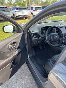 Photos of 2019 Jeep Cherokee Trailhawk for sale in Holland, MI at Zeigler Kia of Holland