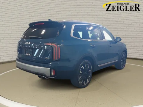 More photos of 2024 Kia Telluride SX at Zeigler Kia of Holland, MI