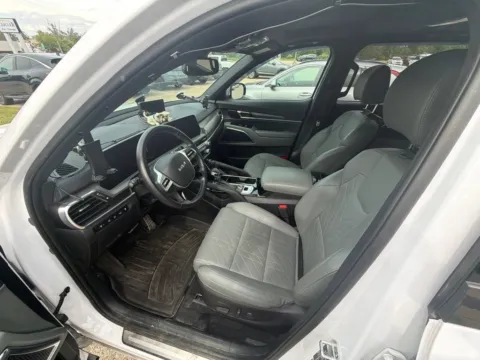 More photos of 2024 Kia Telluride SX X-Pro at Zeigler Kia of Holland, MI