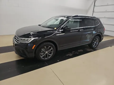 More photos of 2022 Nissan Frontier SV at Zeigler Kia of Holland, MI