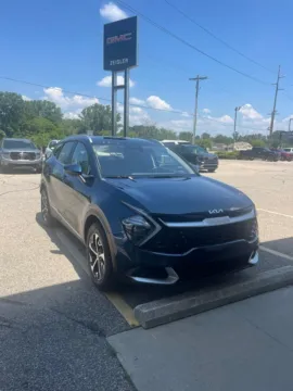 Photos of 2023 Kia Sportage Hybrid EX for sale in Holland, MI at Zeigler Kia of Holland