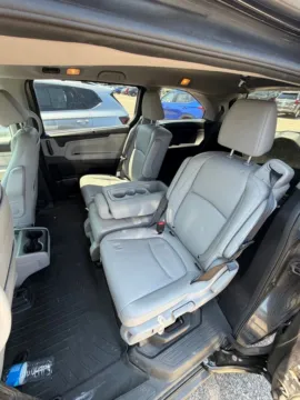 More photos of 2018 Honda Odyssey EX-L at Zeigler Kia of Holland, MI