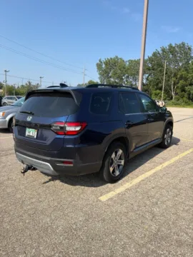More photos of 2025 Honda Pilot EX-L at Zeigler Kia of Holland, MI