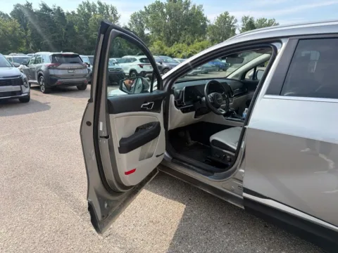 More photos of 2024 Kia Sportage EX at Zeigler Kia of Holland, MI