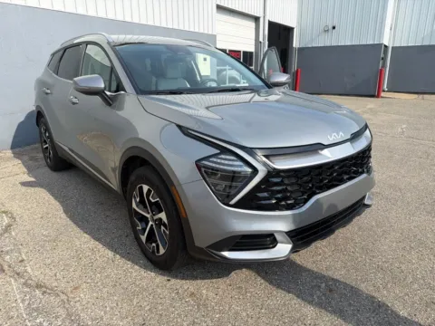 Gray 2024 Kia Sportage EX for sale in Holland, MI