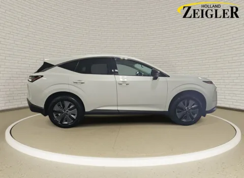More photos of 2025 Nissan Murano SL at Zeigler Kia of Holland, MI