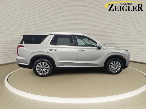 More photos of 2025 Hyundai Palisade SEL at Zeigler Kia of Holland, MI