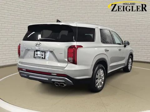 More photos of 2025 Hyundai Palisade SEL at Zeigler Kia of Holland, MI