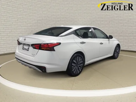 More photos of 2025 Nissan Altima 2.5 SV at Zeigler Kia of Holland, MI