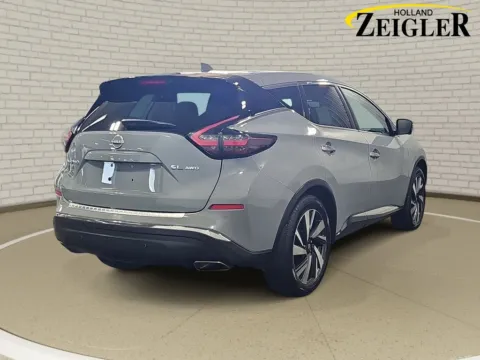 More photos of 2023 Nissan Murano SL at Zeigler Kia of Holland, MI