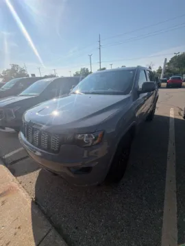 Gray 2020 Jeep Grand Cherokee Altitude for sale in Holland, MI