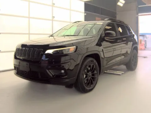 Black 2023 Jeep Cherokee Altitude for sale in Holland, MI