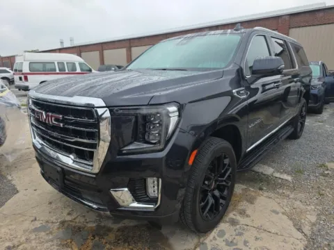 Gray 2023 GMC Yukon XL SLT for sale in Holland, MI