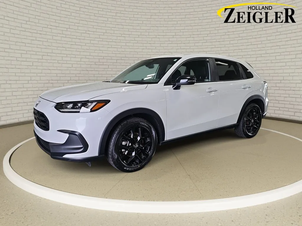 White 2024 Honda HR-V Sport for sale in Holland, MI