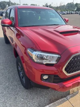 Photos of 2018 Toyota Tacoma for sale in Holland, MI at Zeigler Kia of Holland