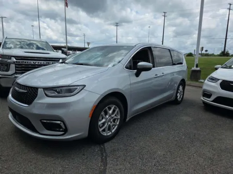Silver 2023 Chrysler Pacifica Touring L for sale in Holland, MI
