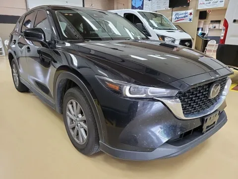 More photos of 2023 Mazda CX-5 2.5 S Preferred Package at Zeigler Kia of Holland, MI