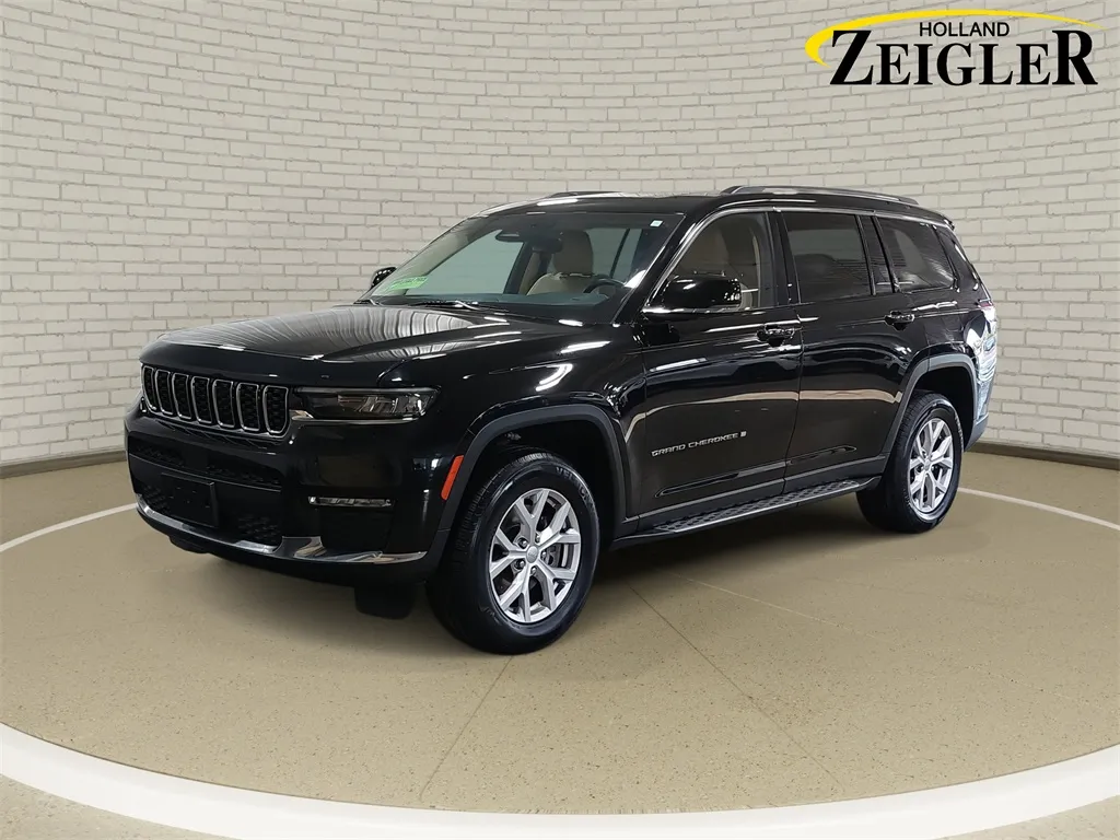 Black 2022 Jeep Grand Cherokee L Limited for sale in Holland, MI