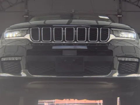 Another view of 2022 Jeep Grand Cherokee L Limited for sale in Holland, MI at Zeigler Kia of Holland