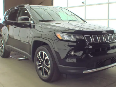 More photos of 2022 Jeep Compass Limited at Zeigler Kia of Holland, MI